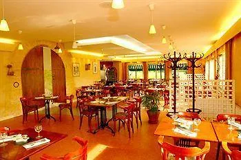 Du Parc فندق 3*